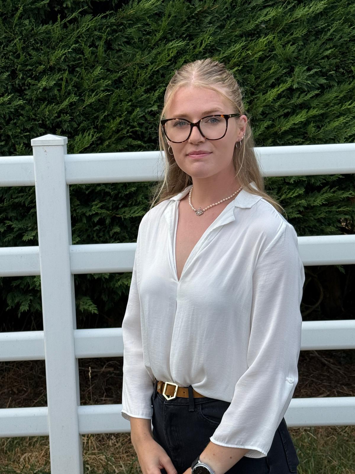 Evie Berg Volunteer Photo